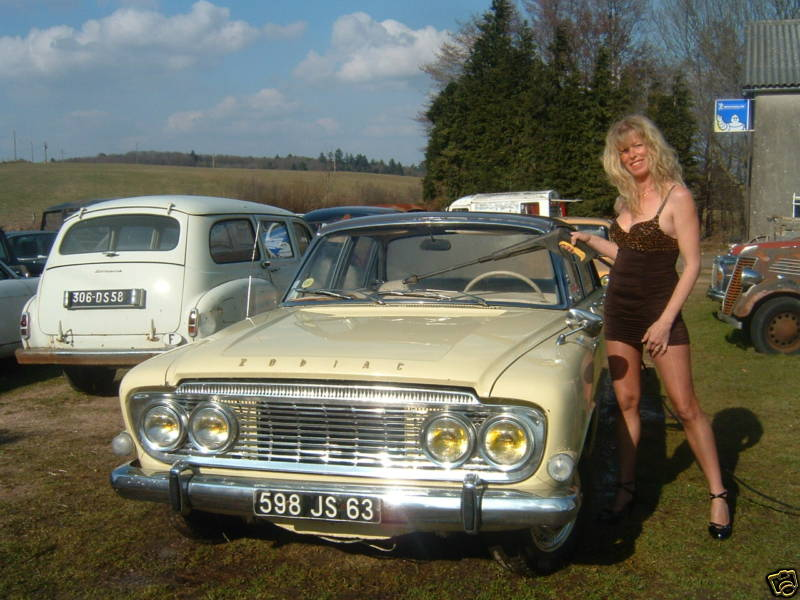 Illustration for article titled Can Sex Sell This Armada Of German Hell Project Cars?